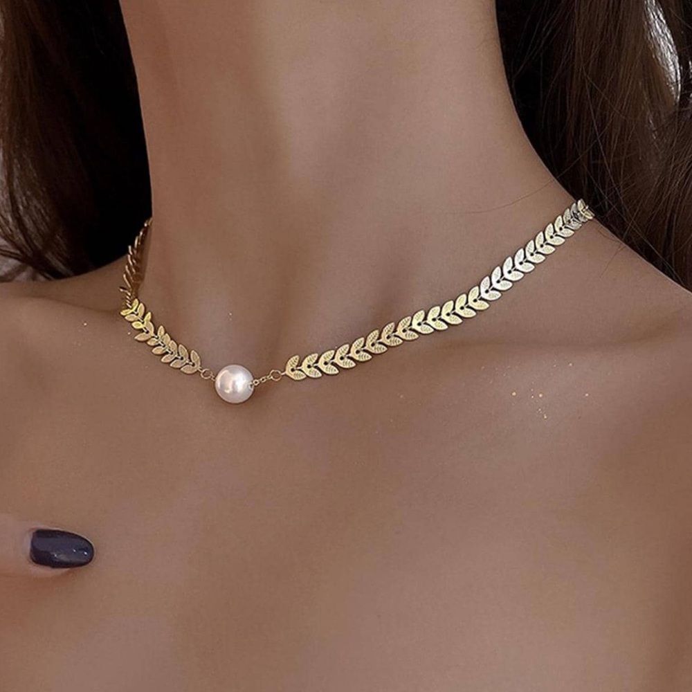 Gold Leaf Necklace with Pearl Accents N842